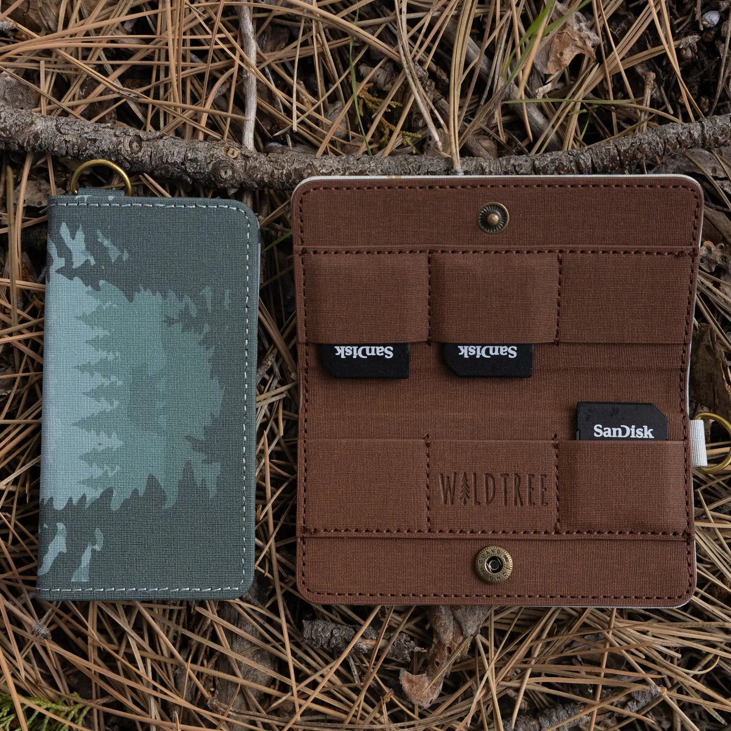 Wildtree Forest Friend SD / Switch / Switch 2 Card Holder