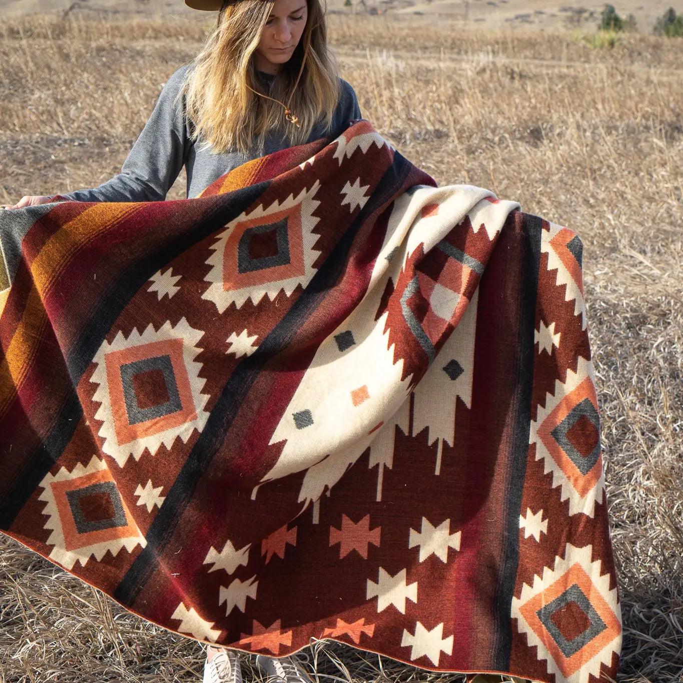 Alpaca Threadz Alpaca Wool Blanket Western Rust