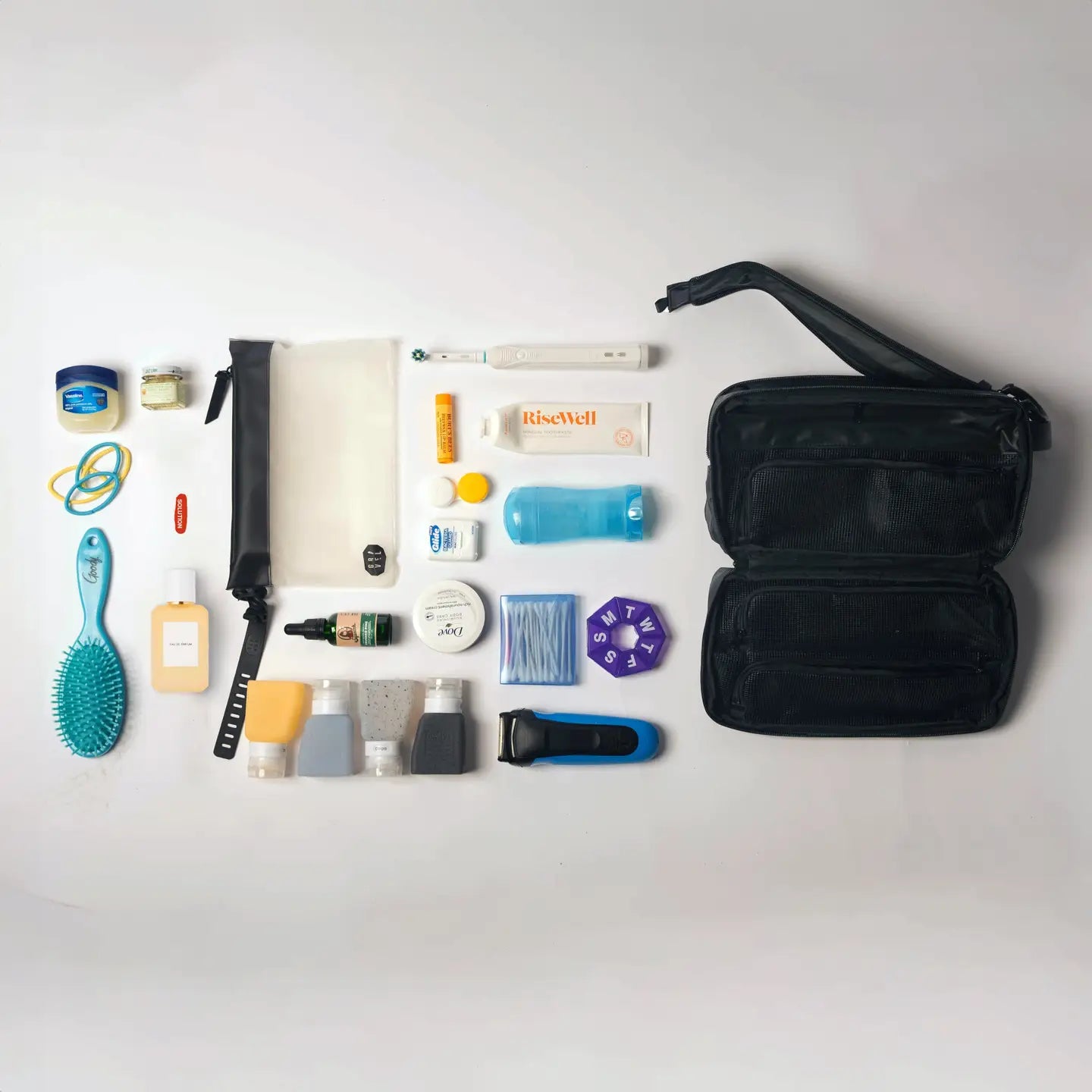 Gravel Outdoor Black Explorer Max™ Toiletry Bag - Packing The Most