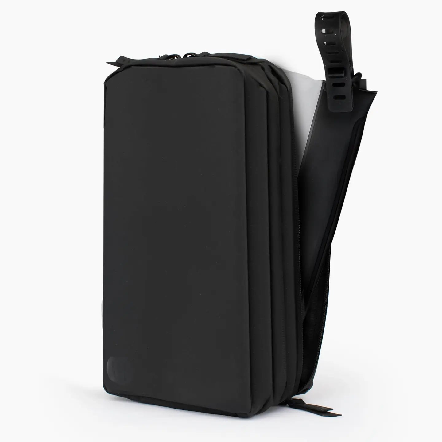 Gravel Outdoor Explorer Plus Black Toiletry Bag with zippered compartment, adjustable strap, durable travel organizer for men.