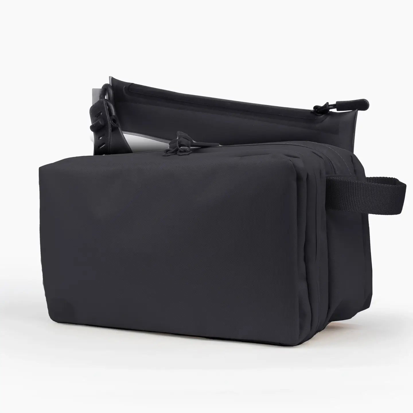 Gravel Outdoor Black Explorer Max™ Toiletry Bag - Packing The Most