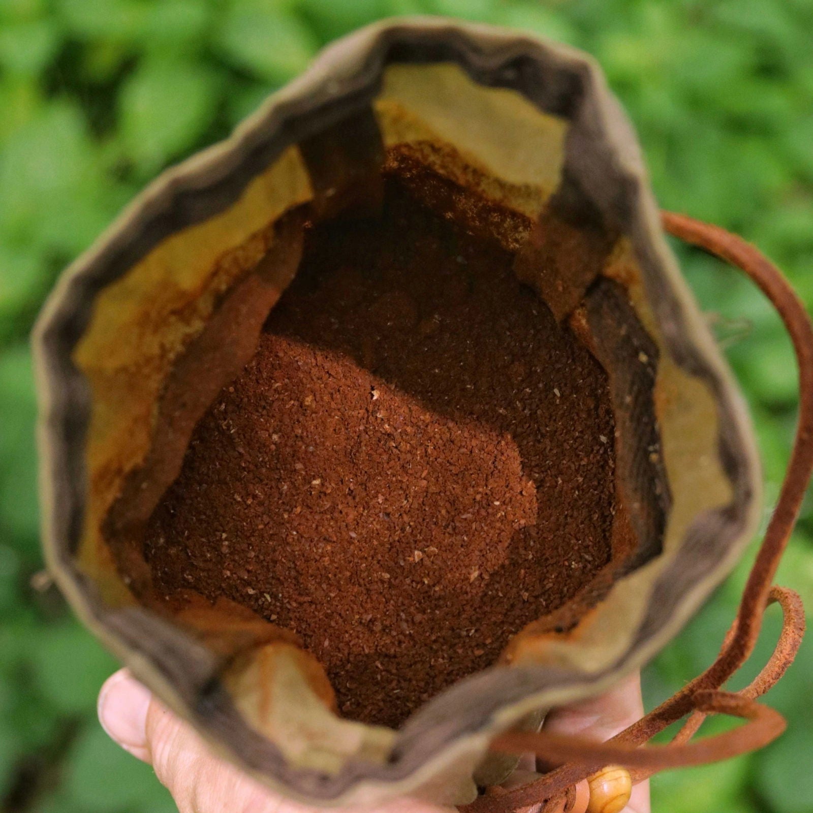 Journeyman Handcraft – Waxed Canvas Coffee Pouch Coffee Brown