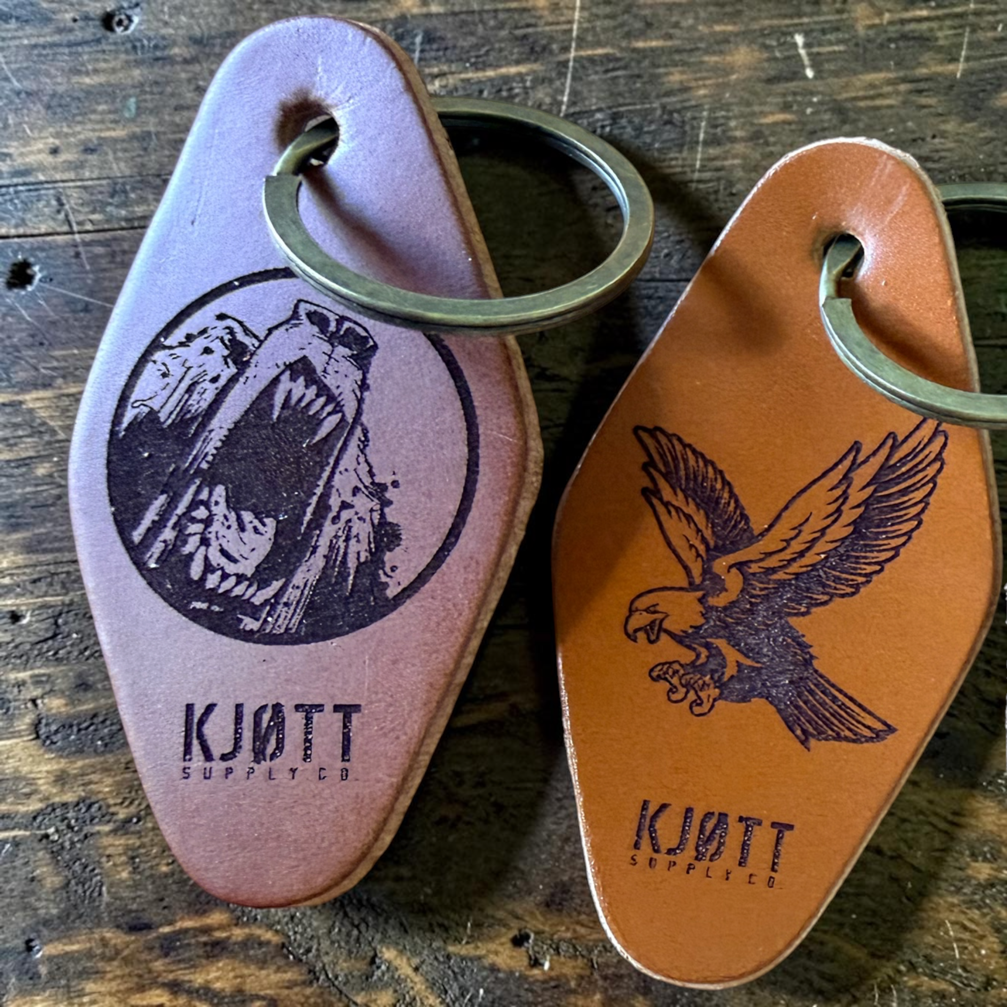 Kjøtt Supply Co Leather Cabin Motel Keyring (Various Designs)