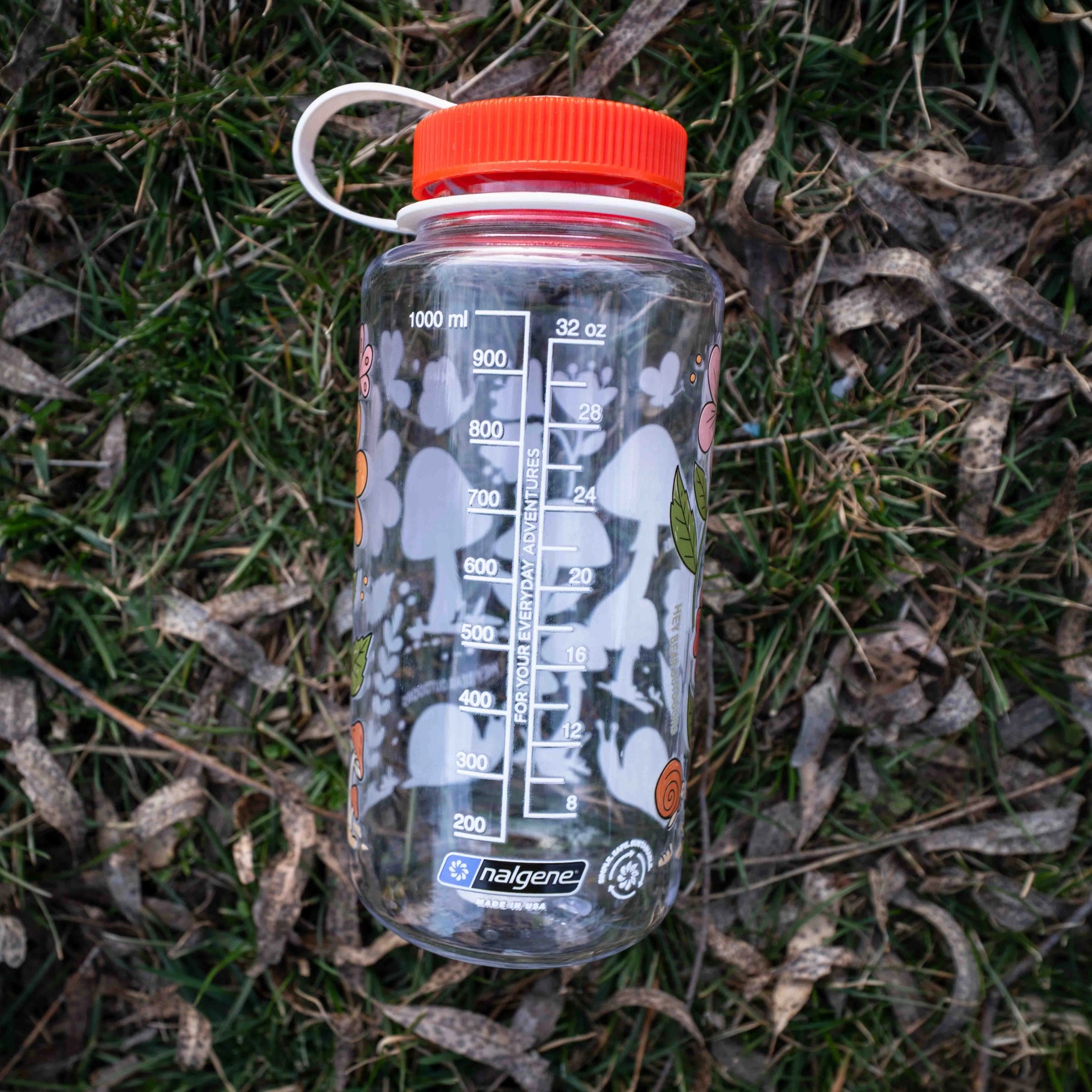 Hey Bear Outdoors Wild & Wandering Mushrooms 32oz Nalgene Water Bottle