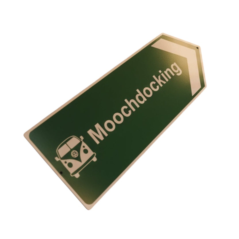 Forager Provisions green campervan sign, aluminium, 45×15cm, white “Moochdocking” arrow & van icon. Outdoor RV decor.